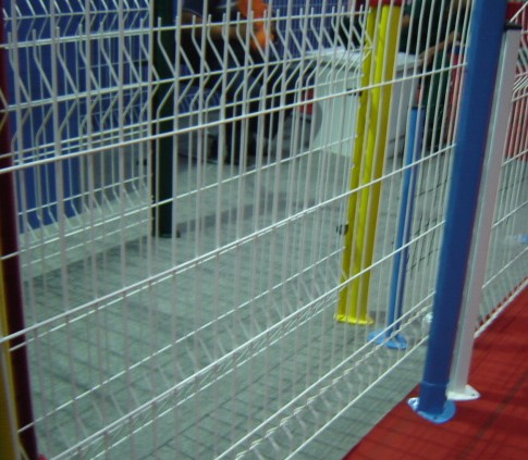 框架護欄網(wǎng)的特點與應用