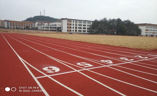 2:工匠精神 公司施工設計嚴格執行體育設備施工標準iso